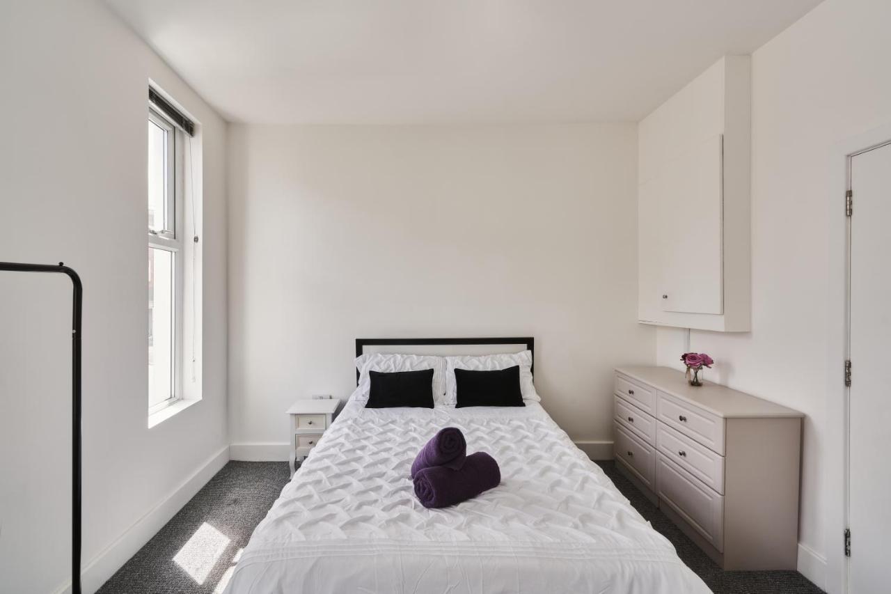 Modern Central Studio And One Bed Flats Close To The Beach Apartment Bournemouth Exterior photo